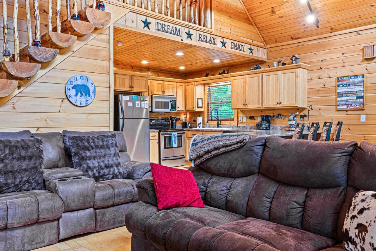 Incredible Views! - Pet Friendly - Aska Adventure Area - Bearfoot Bungalow Blue Ridge Kültér fotó